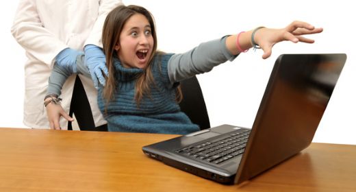 Bilgisayar Bağımlılığı Belirtileri ve Tedavisi